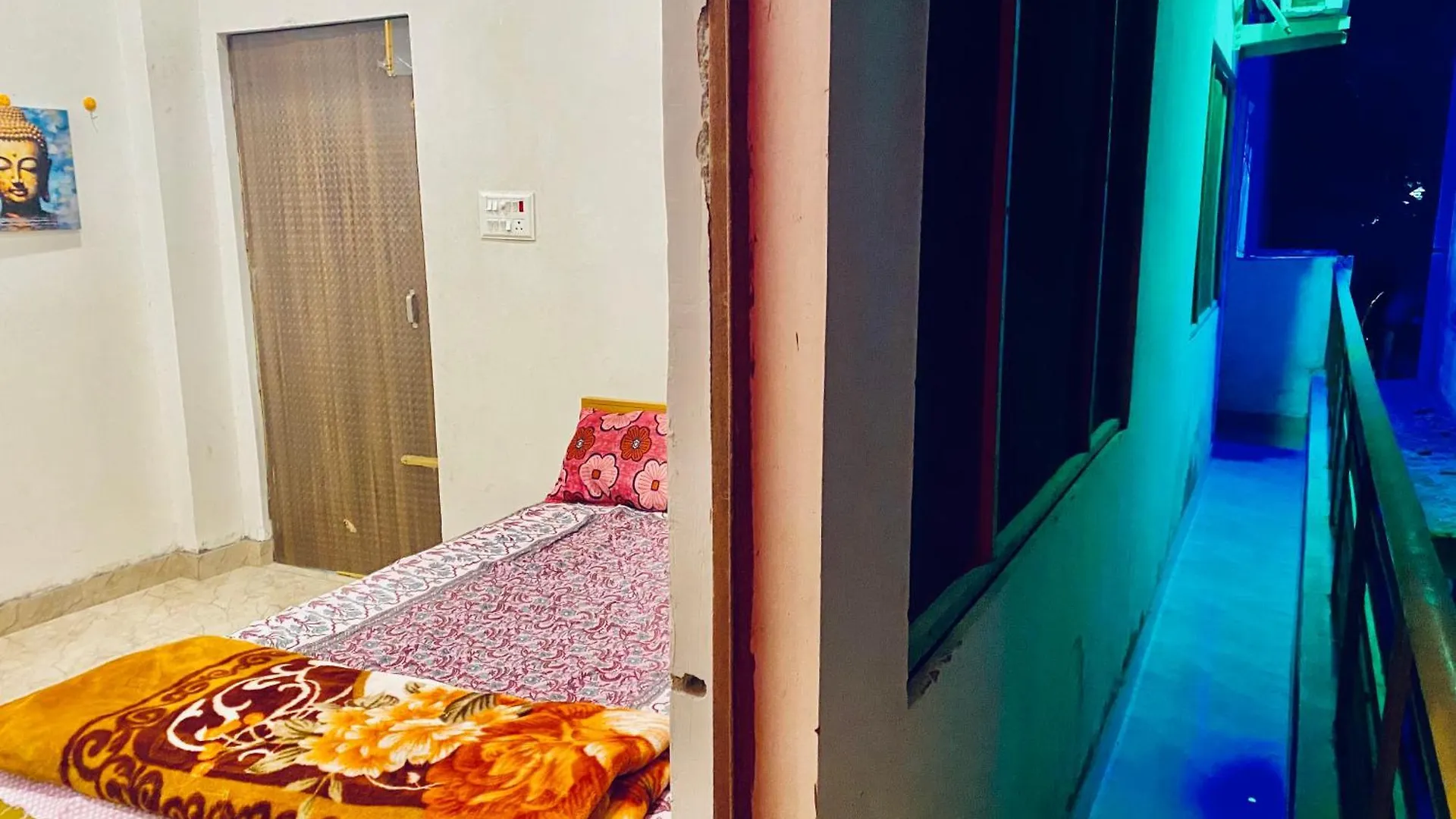 Govind Bhila Paying Guest House Varanasi